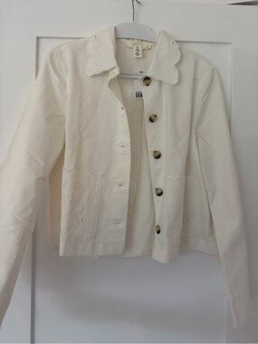 H&M Women's Cream Embroidered Button-Front Jacket